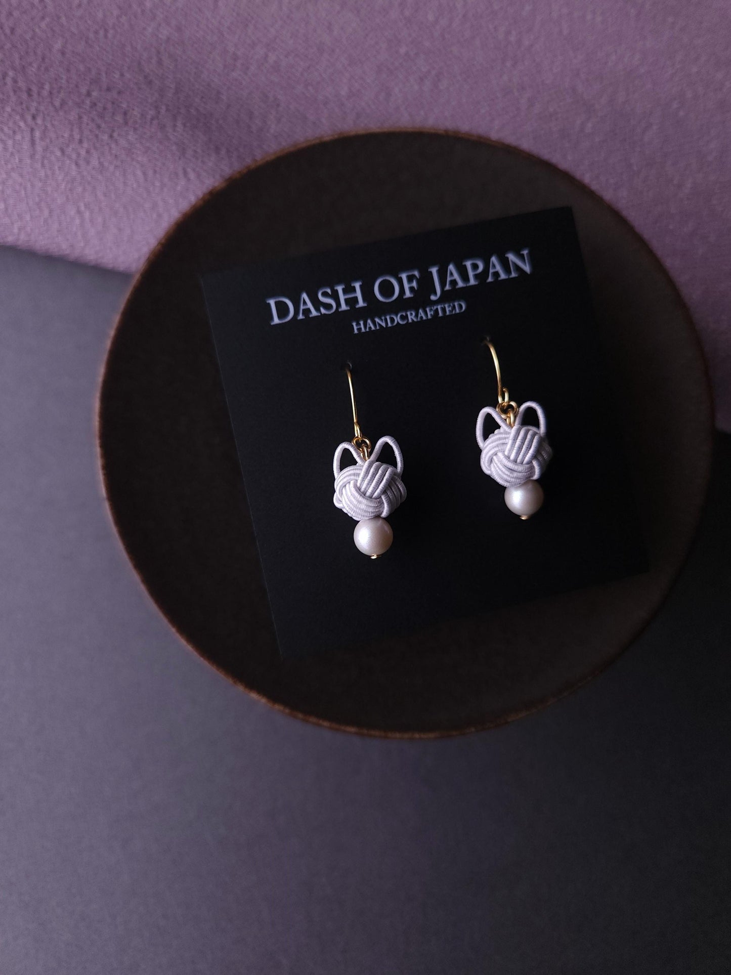 Cat Head Earrings - Icy White