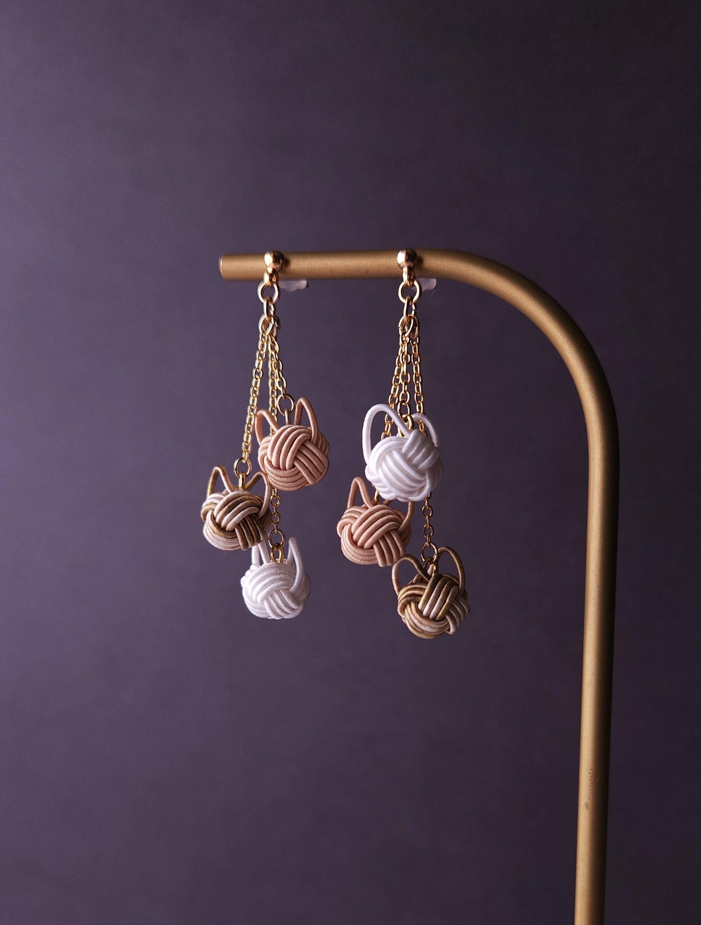 Cat Dangle Earrings - Brown Beige Tabby Cat