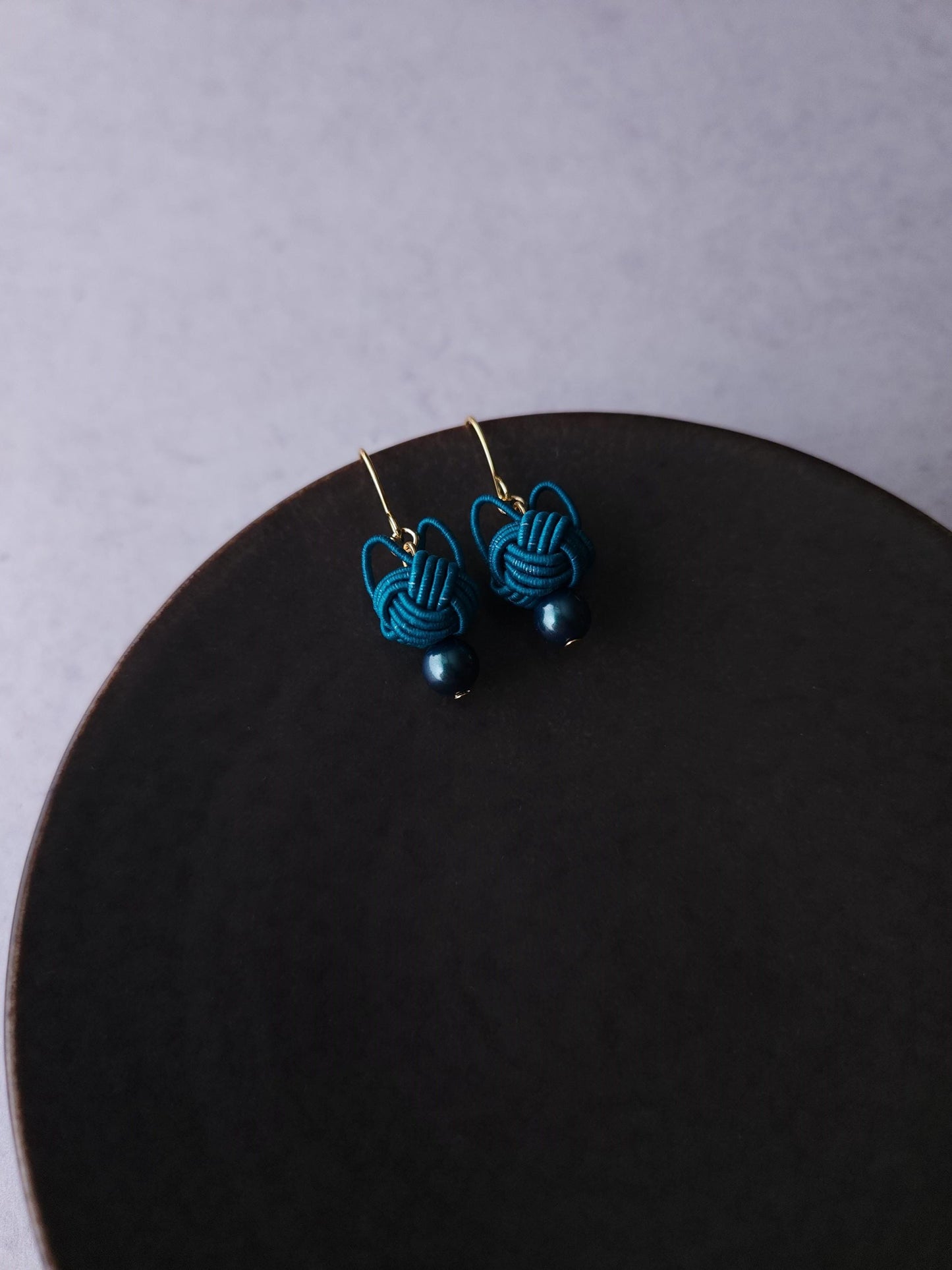 Cat Head Earrings - Peacock Green