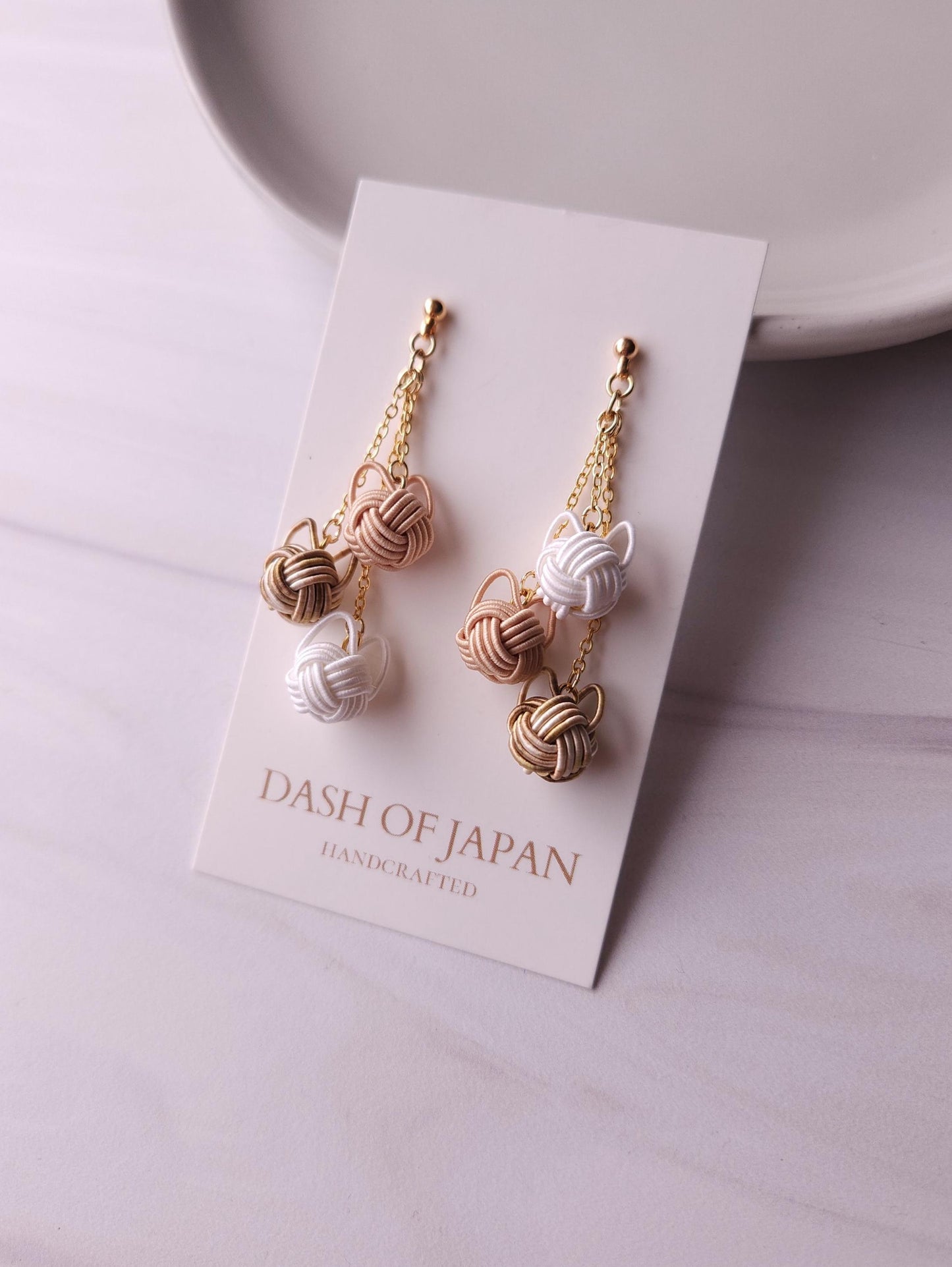 Cat Dangle Earrings - Brown Beige Tabby Cat