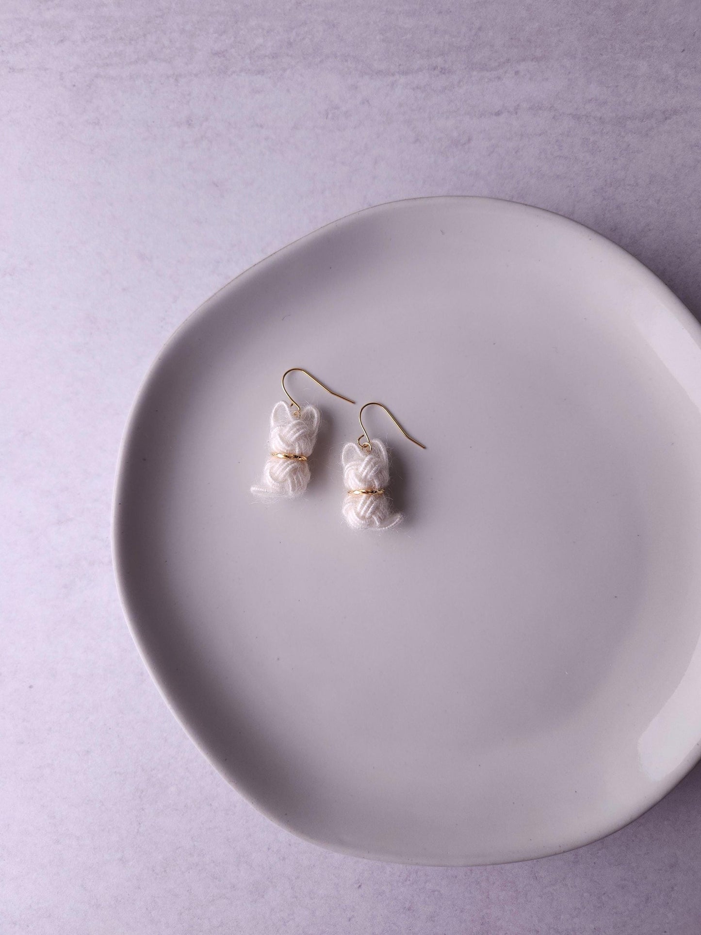 Fluffy Cat Earrings - White