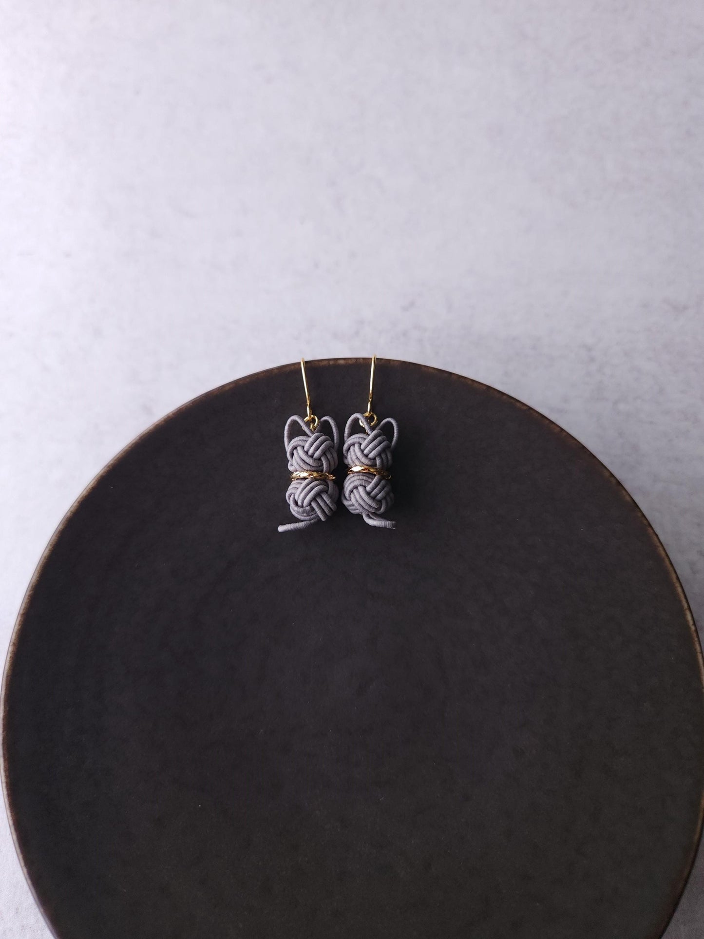 Cat Earrings - Gray