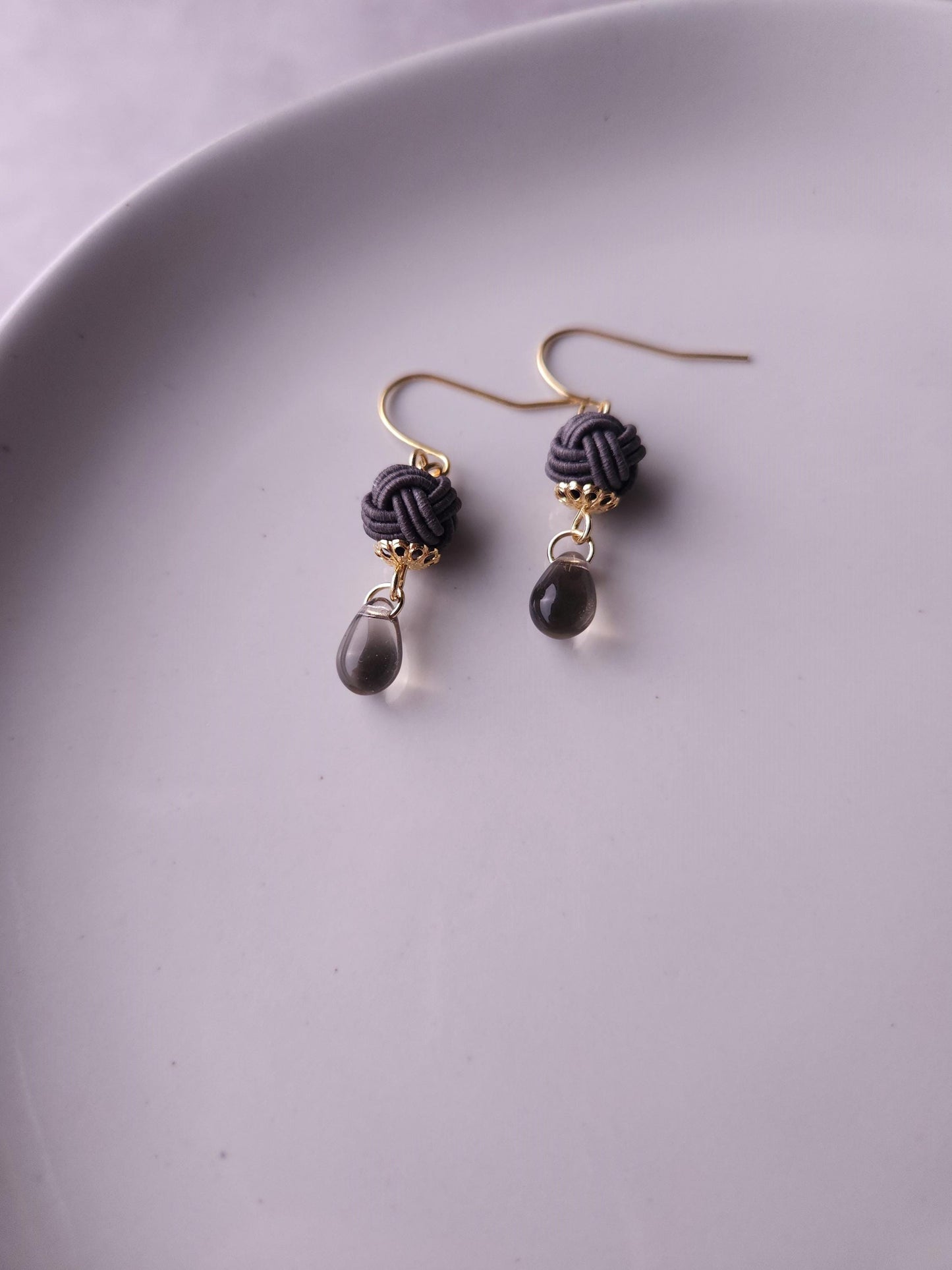 Simple Drop Earrings - Charcoal gray