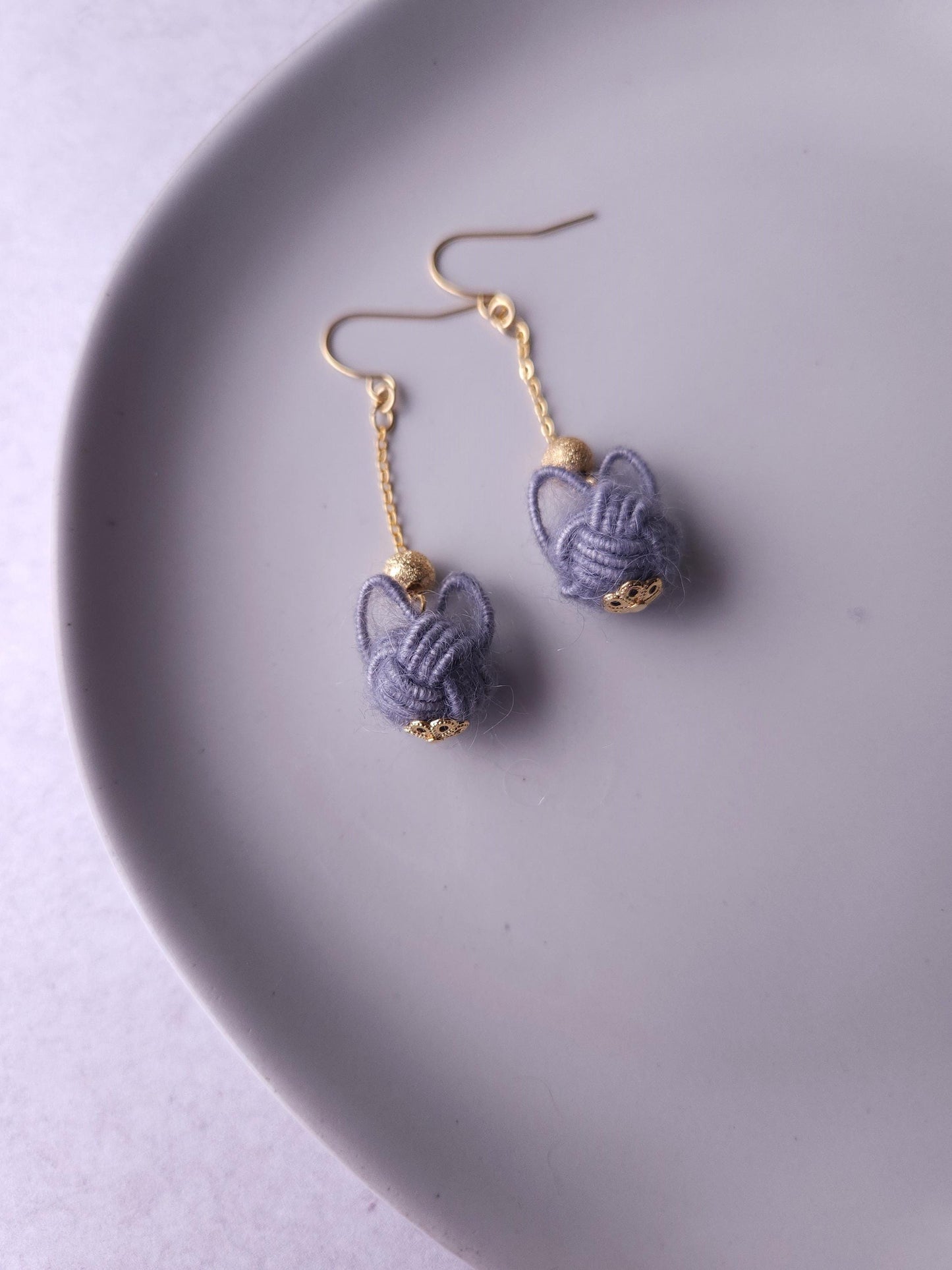 Fluffy Cat Long Earrings - Gray