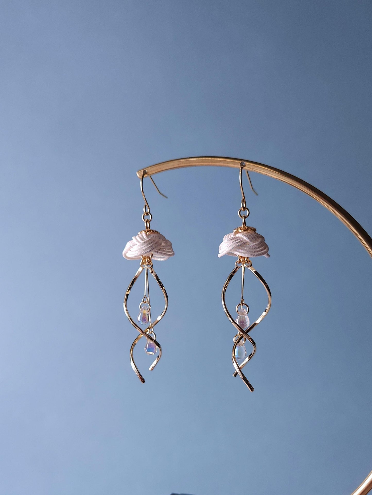 Jellyfish - Holographic White