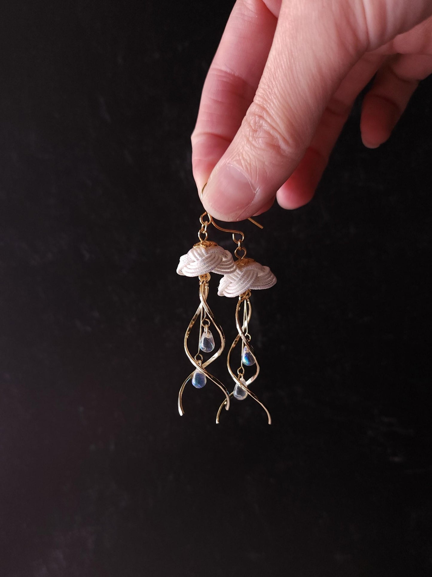 Jellyfish - Holographic White
