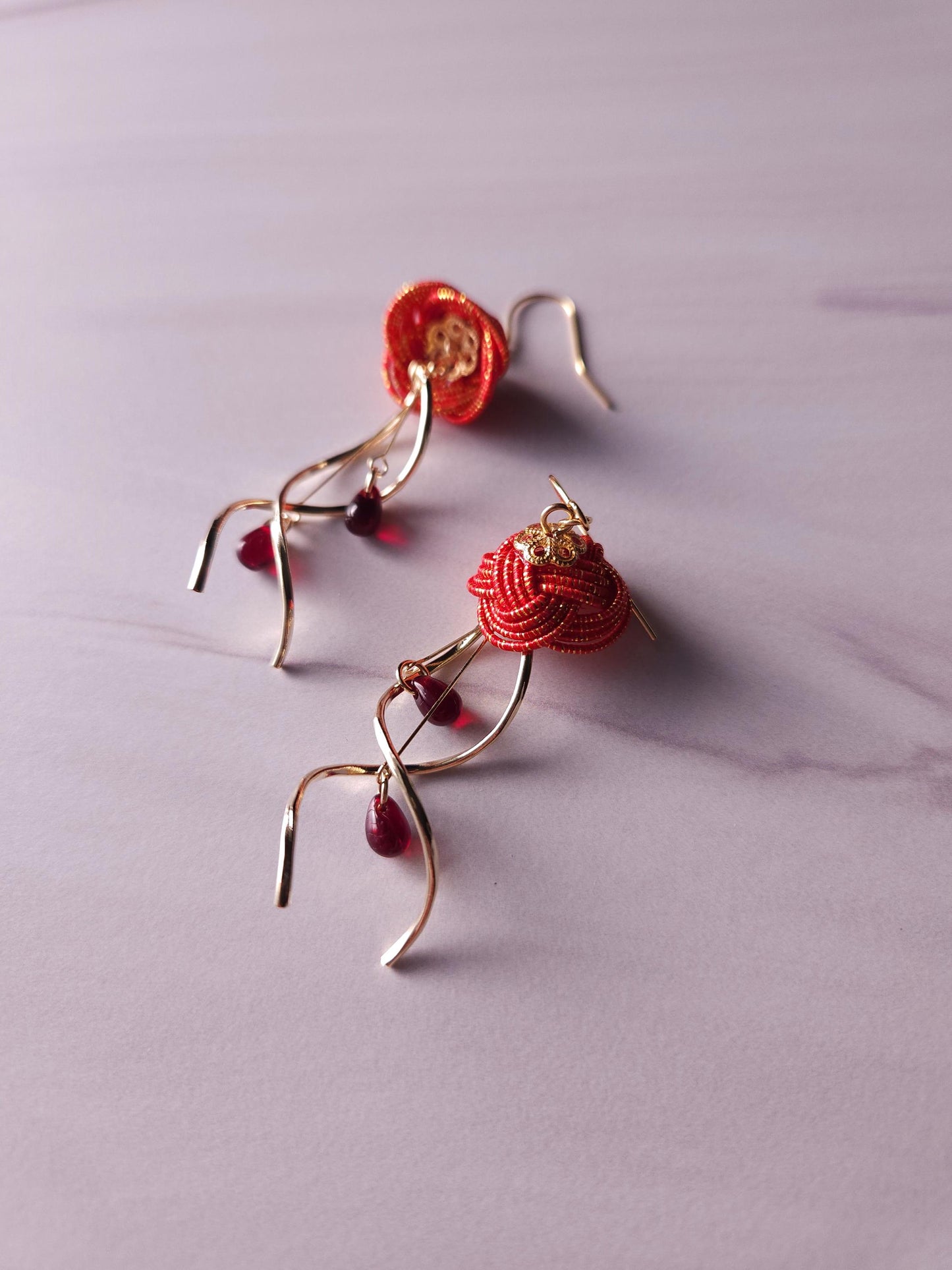 Jellyfish - Red with Gold