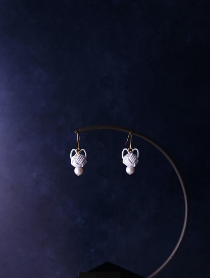 Cat Head Earrings - Icy White